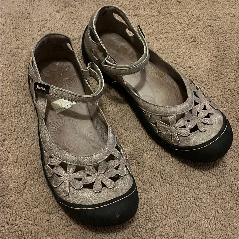 Jambu Women's Floral Cut-Out Mary Jane Flats - Gray and Black